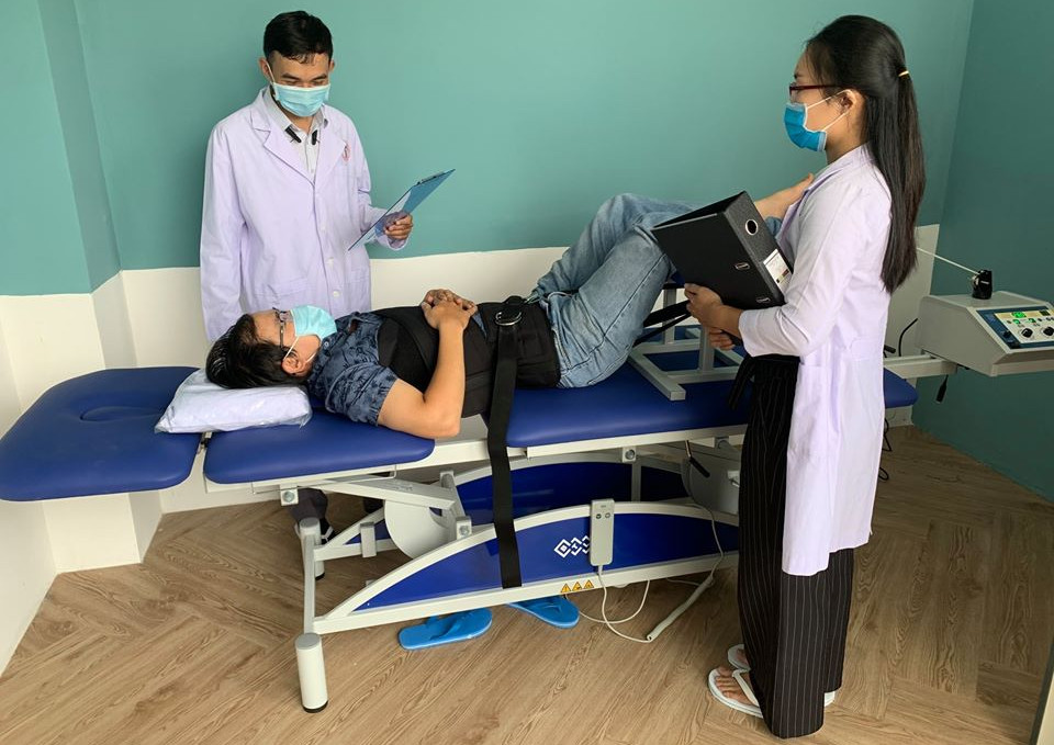 Kéo cột sống (Spine Traction) chuẩn EU